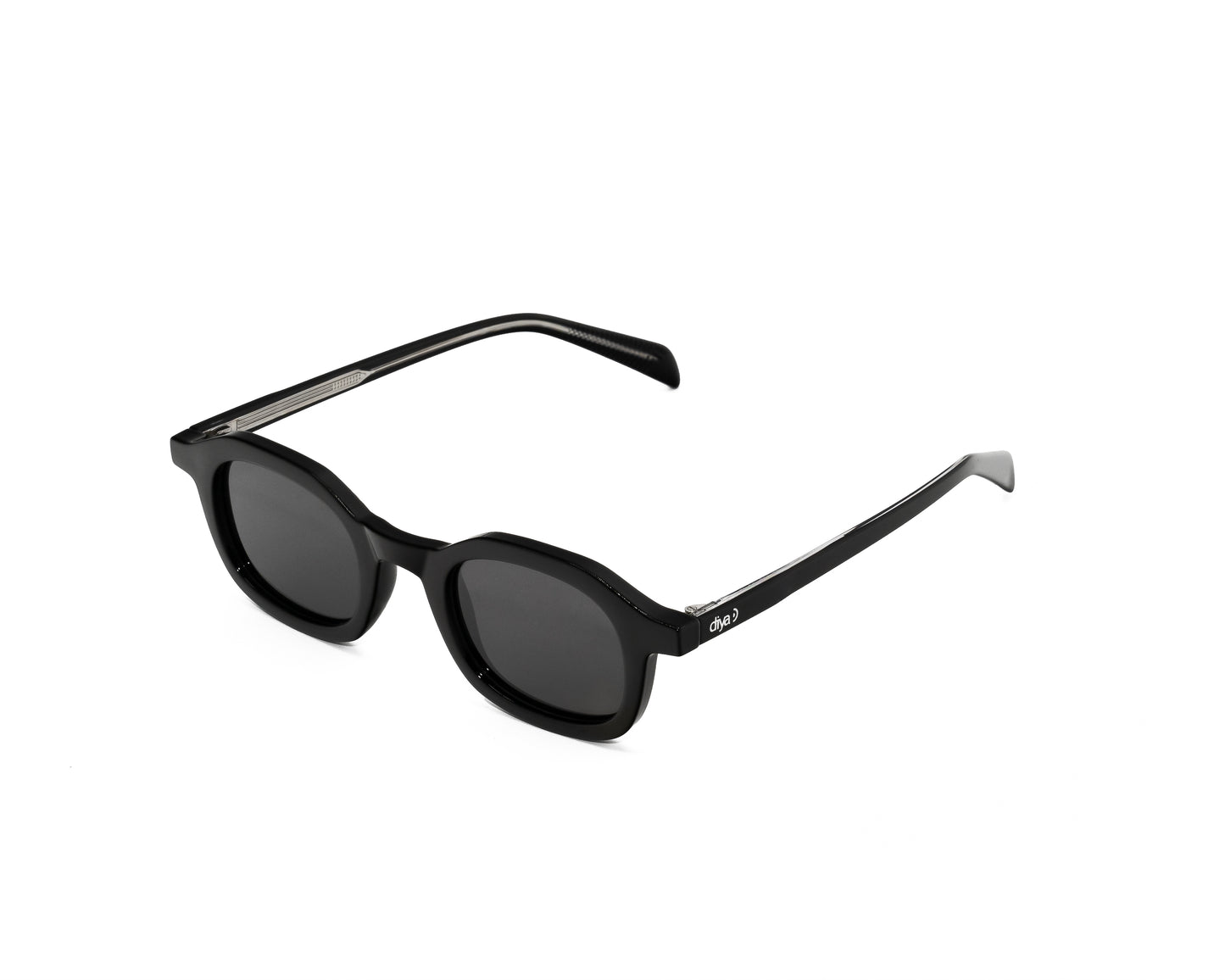 Gafas CREST con lentes degradé y marco negro – diseño elegante