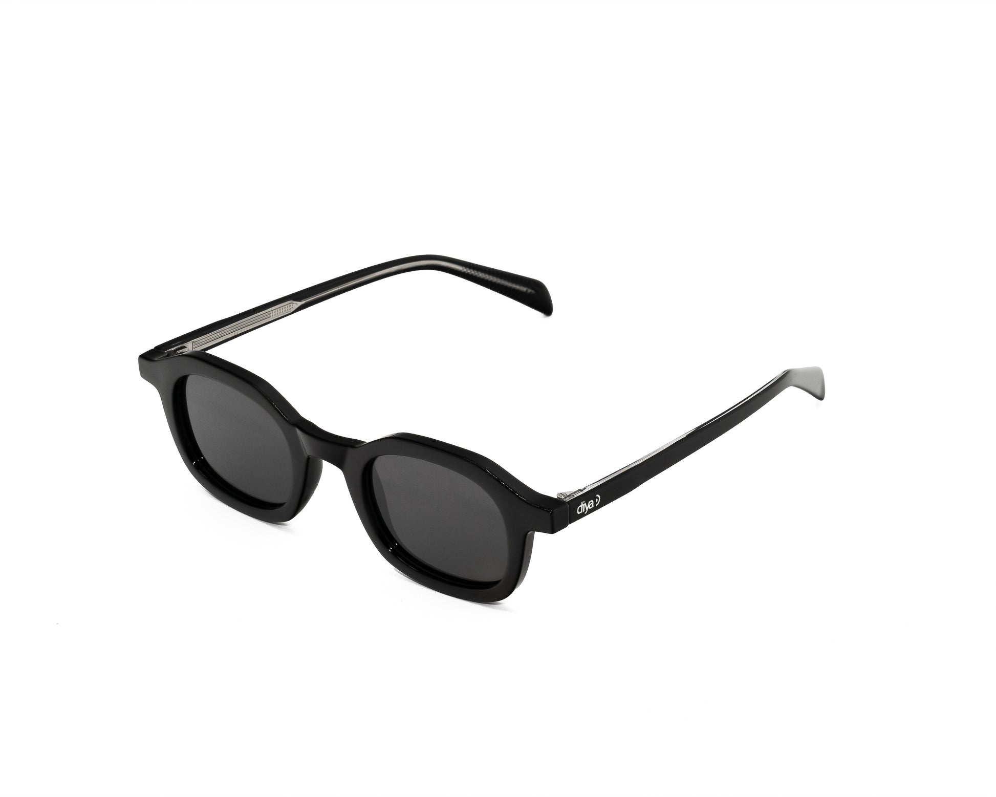 Gafas CREST con lentes degradé y marco negro  – diseño elegante 

